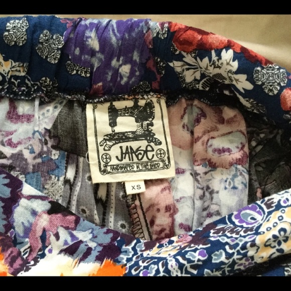 Jaase Flowy Multicolored Patterned Boho Pants - Picture 3 of 3